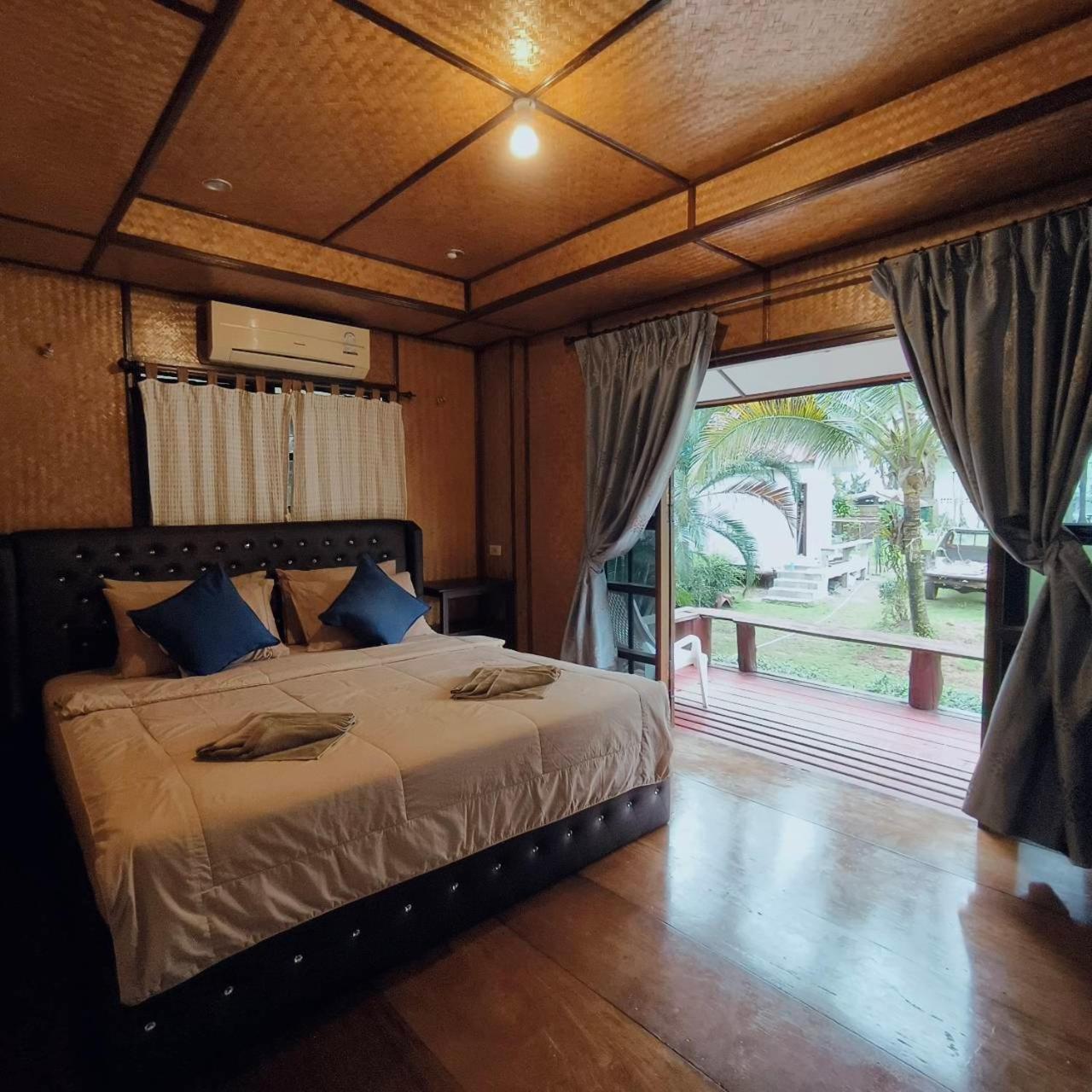 Koh kood Neverland beach resort Ko Kut Buitenkant foto